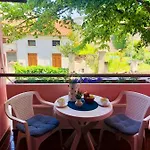 Beautiful Apartment With Balcony